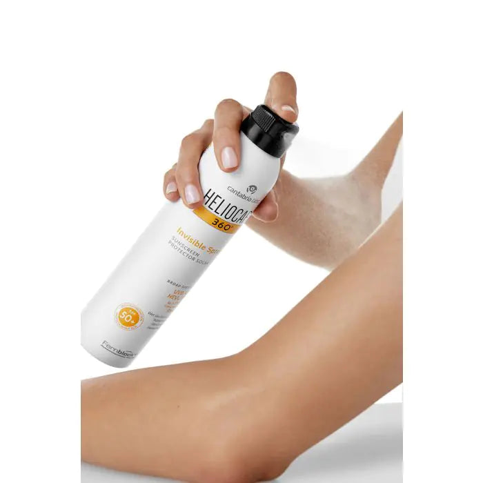 HELIOCARE 360º Invisible Spray SPF 50+ 200 ML.