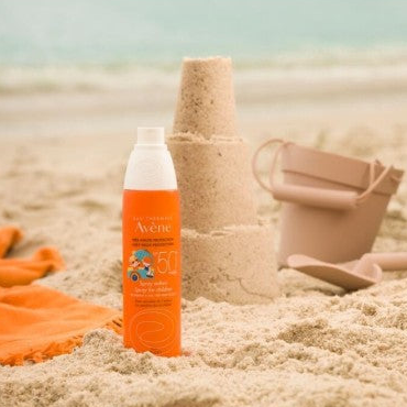 AVENE SOLAR INFANTIL SPRAY FP50 200 ML.