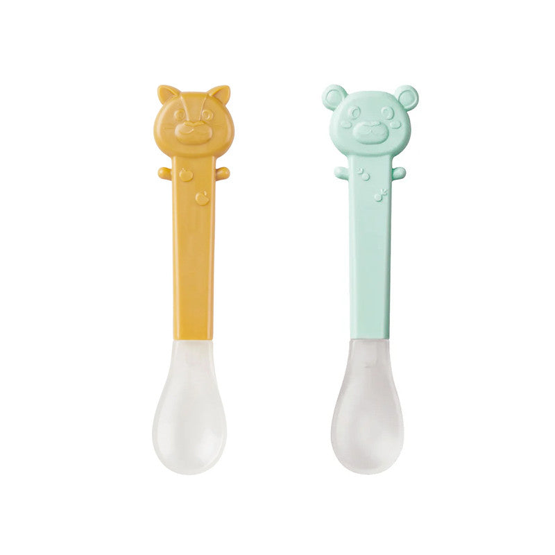 Set de dos Cucharas blandita especialmente diseñada para no hacer daño a la encía del bebé en sus primeras comidas sólidas. color verde y mostaza 